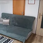 Apartma Adam 아파트 로끼뜨니쩨나드이제로우