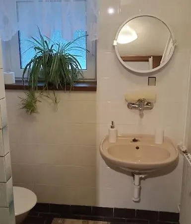 Apartma Adam *
