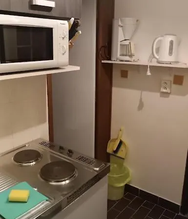 Apartma Adam *