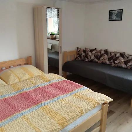Apartma Adam 아파트 로끼뜨니쩨나드이제로우