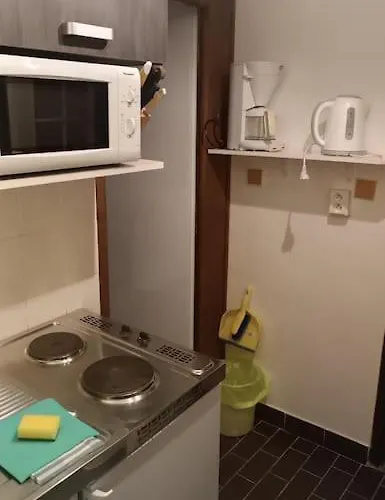 Apartma Adam *